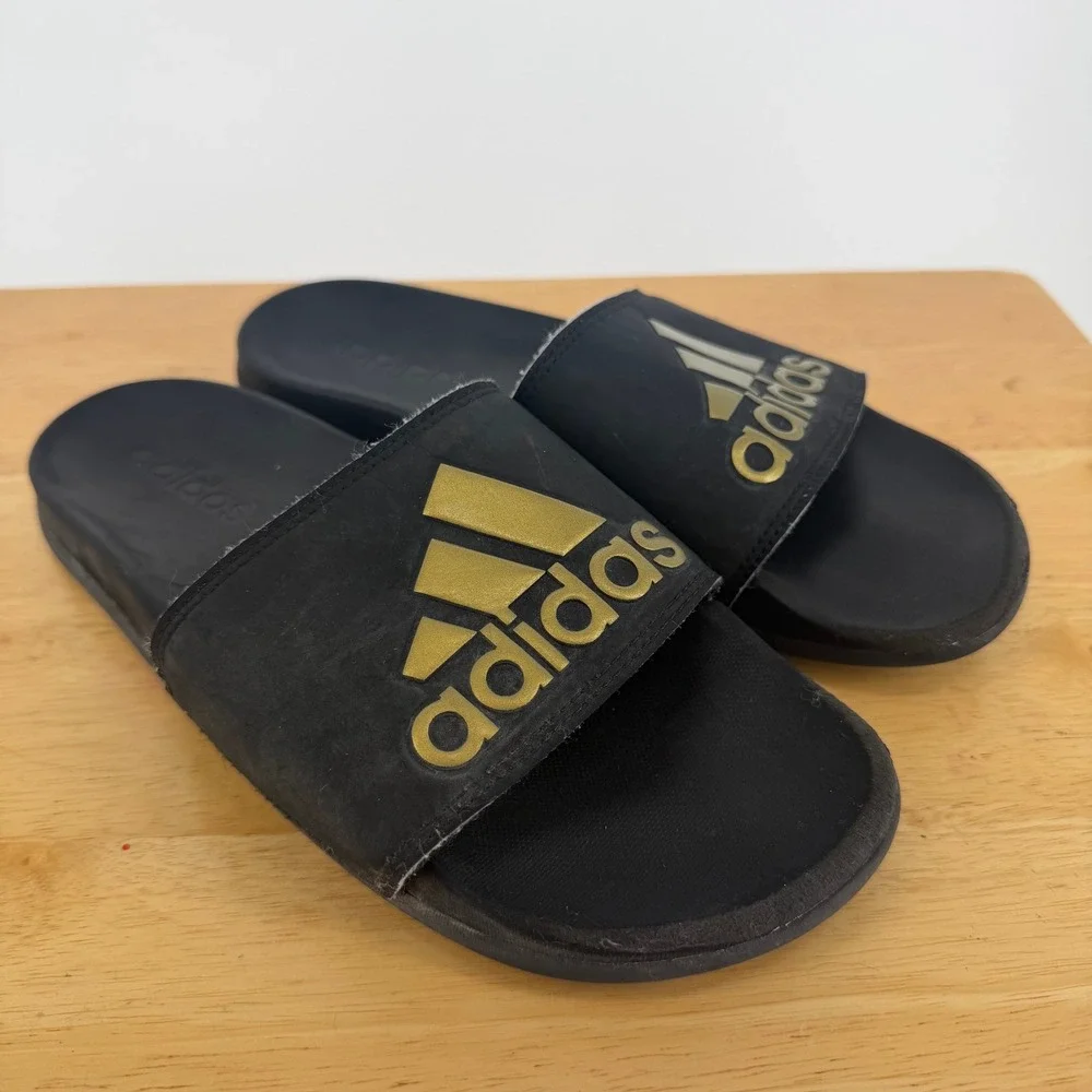 Adidas Adilette Comfort Slides Mens 7 Black Gold Sandal Sport Athleisure Slip On
